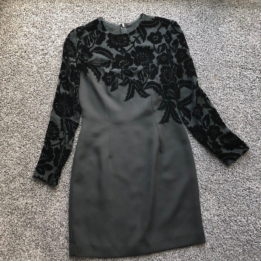 Carmen Marc Valvo 4 Dress STUNNING